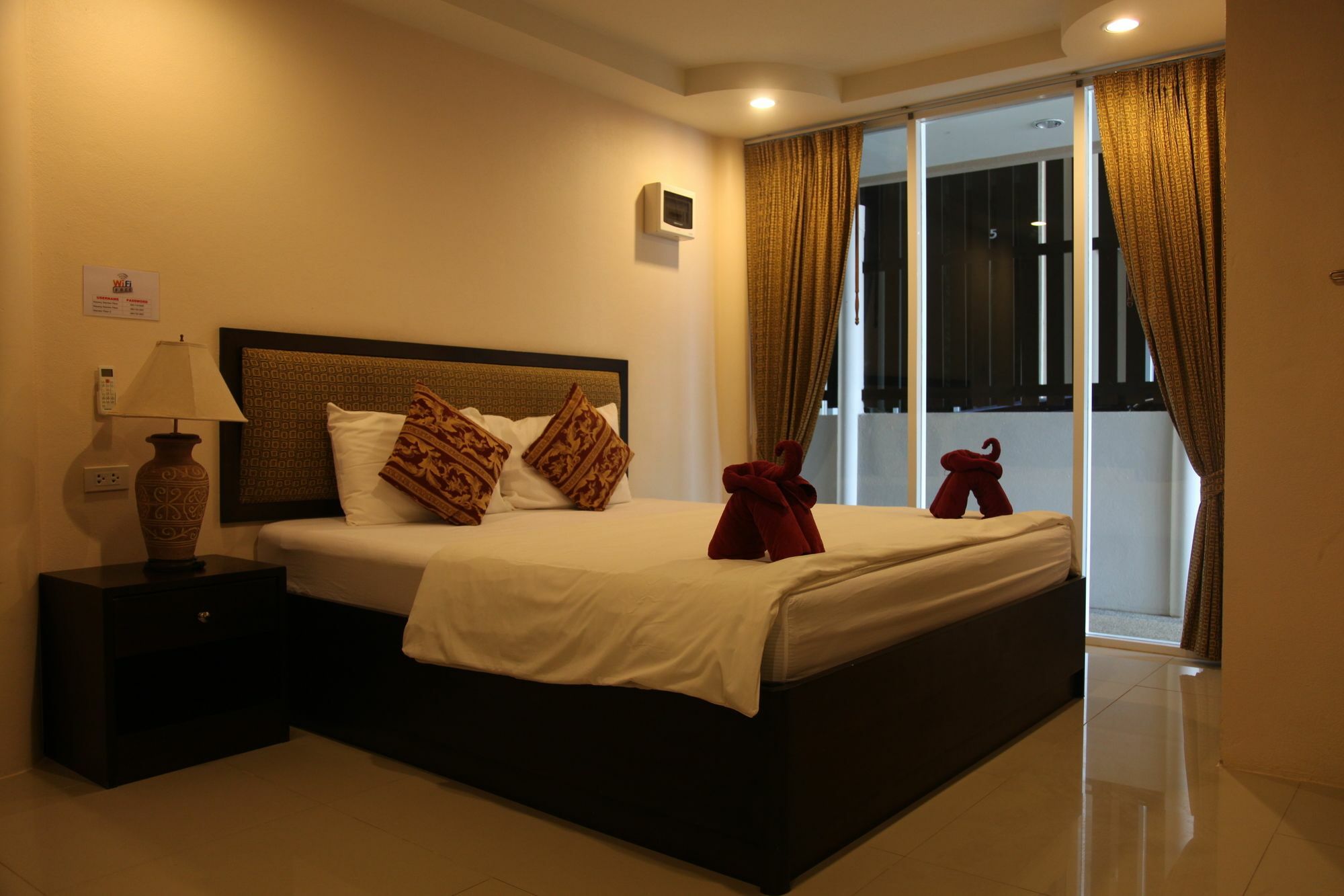 Naiyang Seaview Place Resort Nai Yang-stranden Eksteriør billede